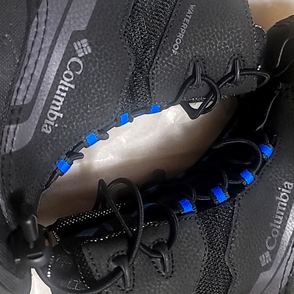 Columbia Youth Bugaboot Size 1 - Picture 1 of 4